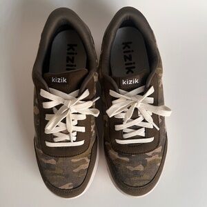 Kizik Hands-free Prague sneakers